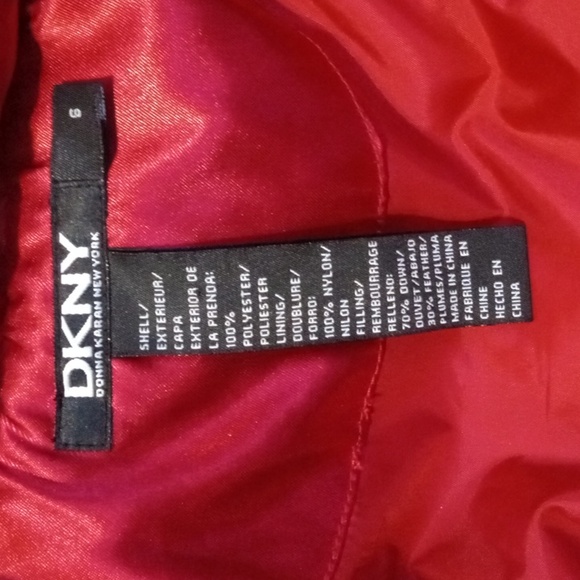 DKNY Children's Puffer Jacket Size Small (Size 6) with Pockets - Picture 9 of 10